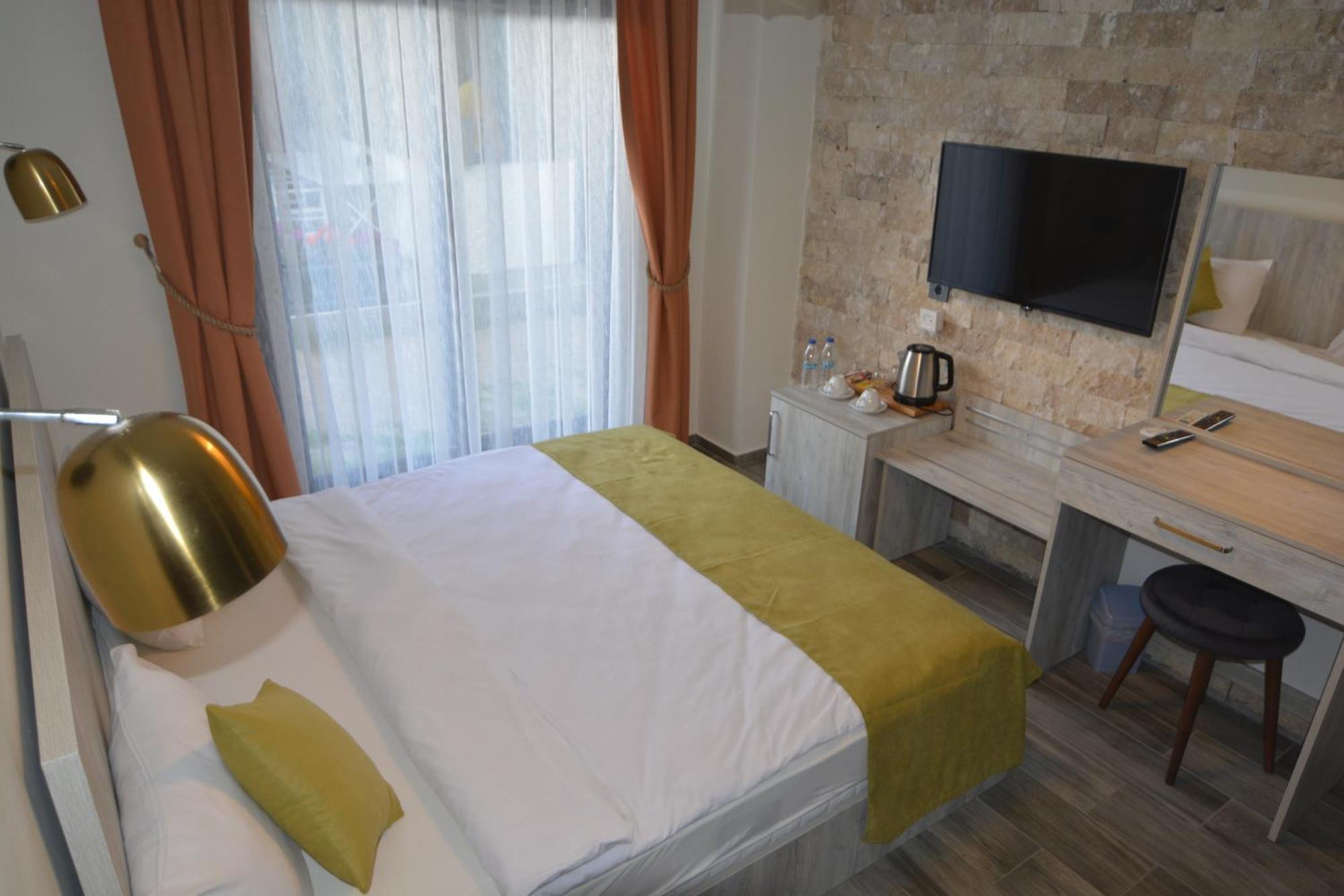 Talles Comfort Boutique Hotel - Alacati - Adult Only Zewnętrze zdjęcie